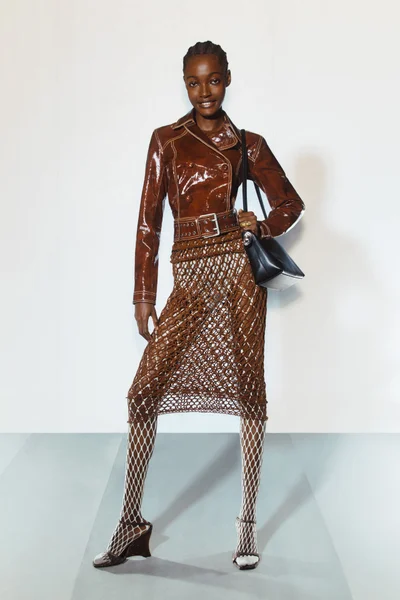 Look 4